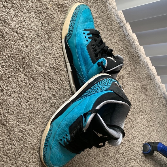 Jordan 3 retro powder blue